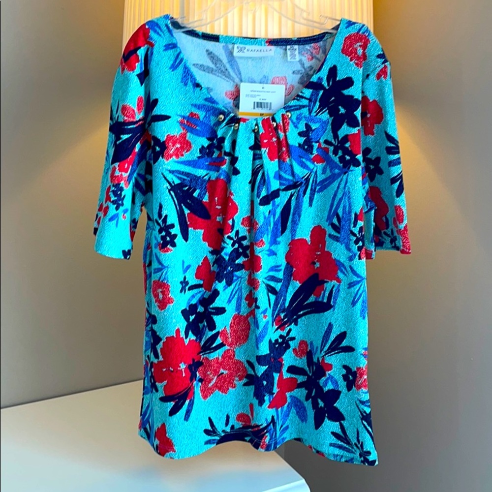 NWT. Rafaella Short Sleeve Shirt.